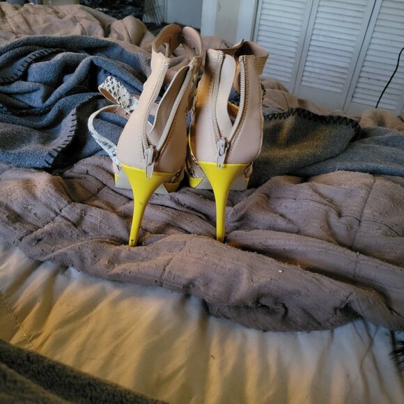 Just fab stilleto shoes - Picture 2 of 4